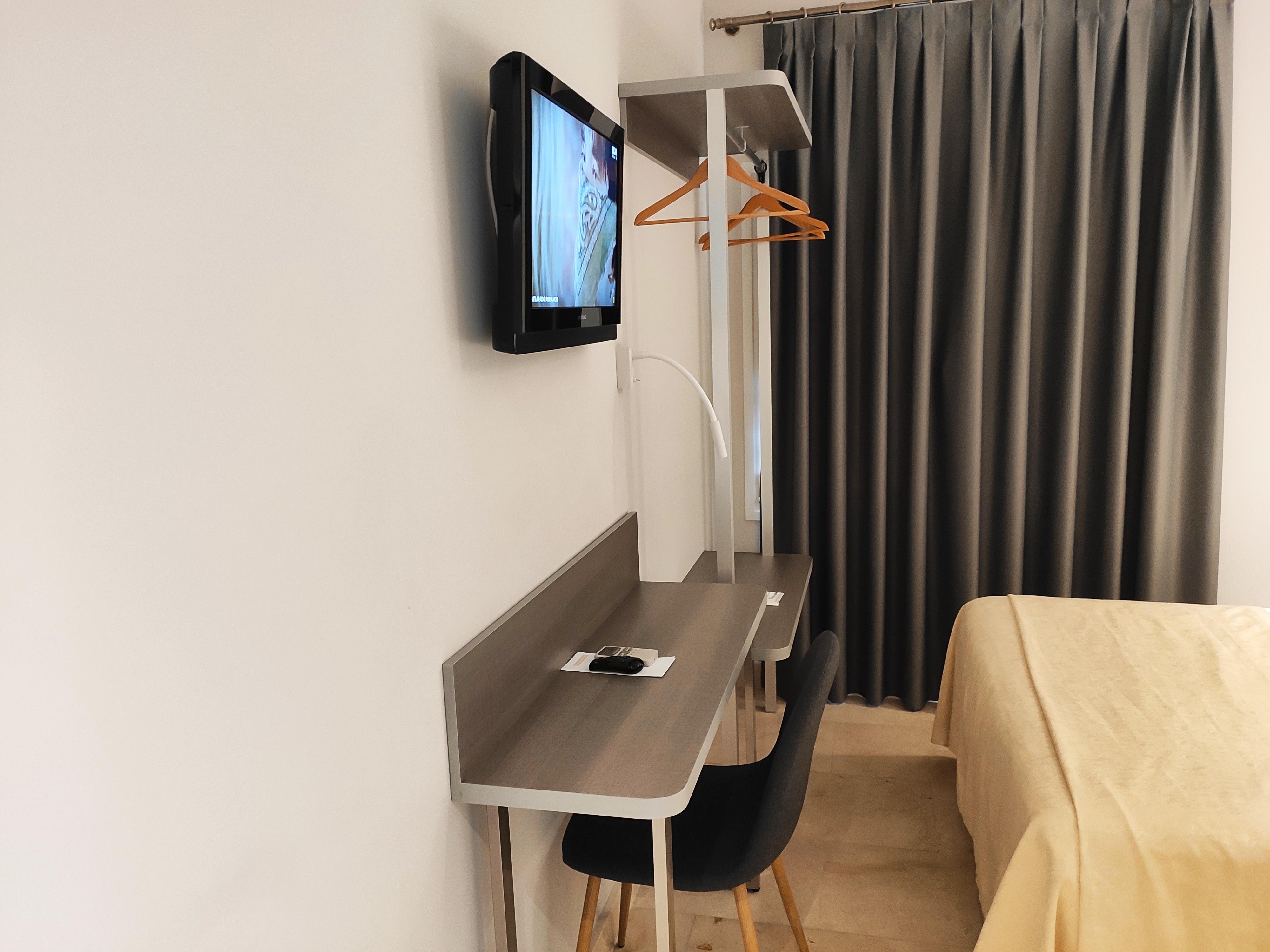 Hotel Ciudad De ナバルカルネロ エクステリア 写真